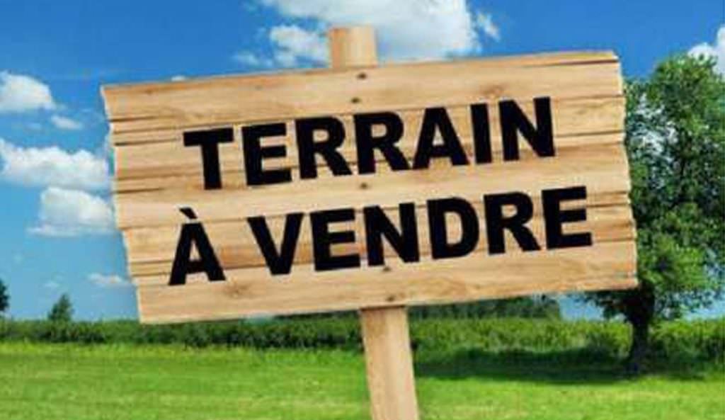 Lire la suite à propos de l’article Attention plus qu’un lot à vendre lotissement le Baranquet Roussennac
